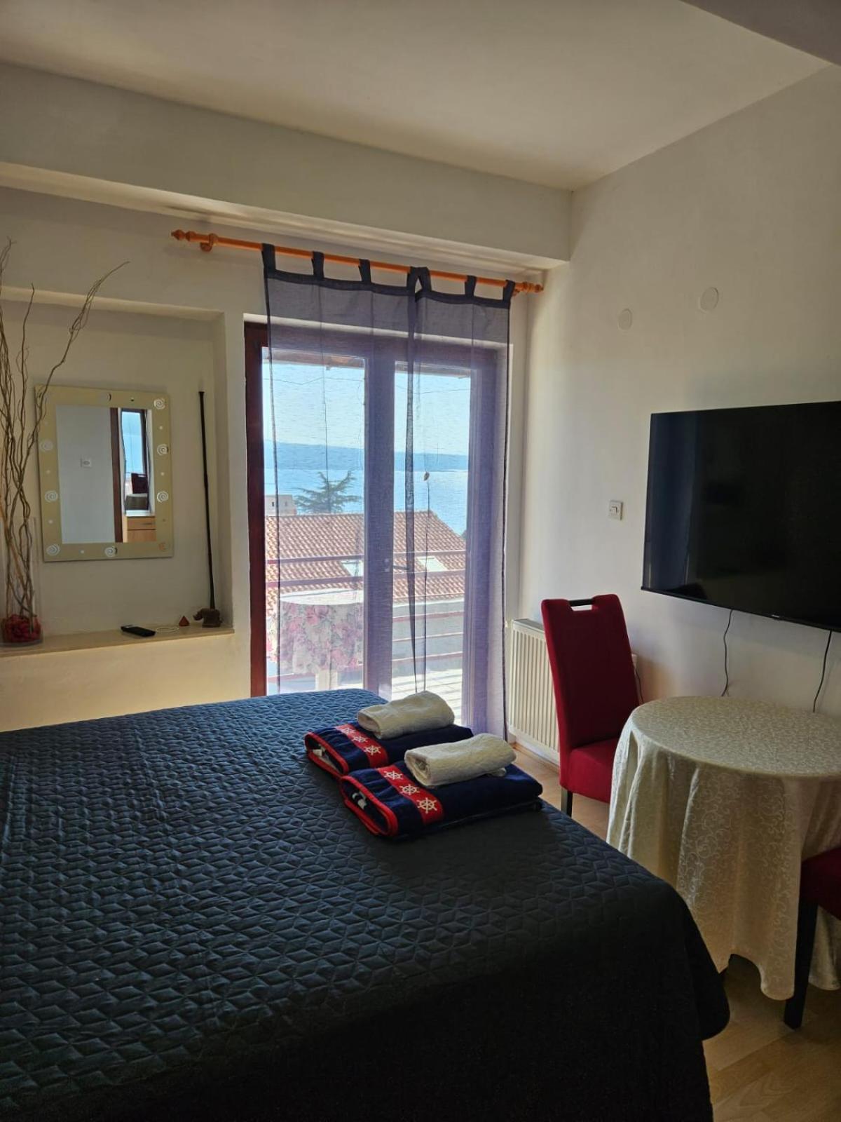Apartments With Swimming Pool 9X4M سيلتسي المظهر الخارجي الصورة